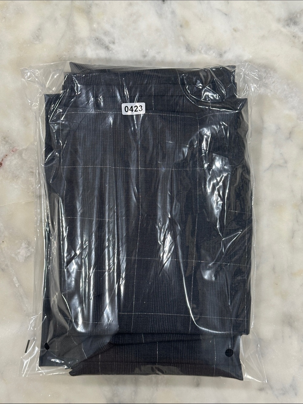 Banana Republic Shiny Plaid Strappy Jumpsuit Sz 4 Pockets Wool adjustable straps - Picture 10 of 10